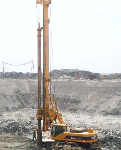 六盤水旋挖鉆機(jī)租賃工民建工程施工案例.jpg 六盤水旋挖鉆機(jī)租賃工民建工程施工案例.jpg