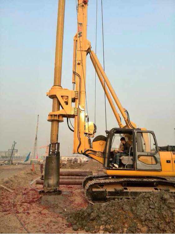 上饒旋挖鉆機(jī)租賃高鐵工程施工案例.jpg 上饒旋挖鉆機(jī)租賃高鐵工程施工案例.jpg