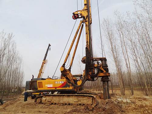 重慶旋挖鉆機(jī)租賃橋梁工程施工案例.jpg 重慶旋挖鉆機(jī)租賃橋梁工程施工案例.jpg