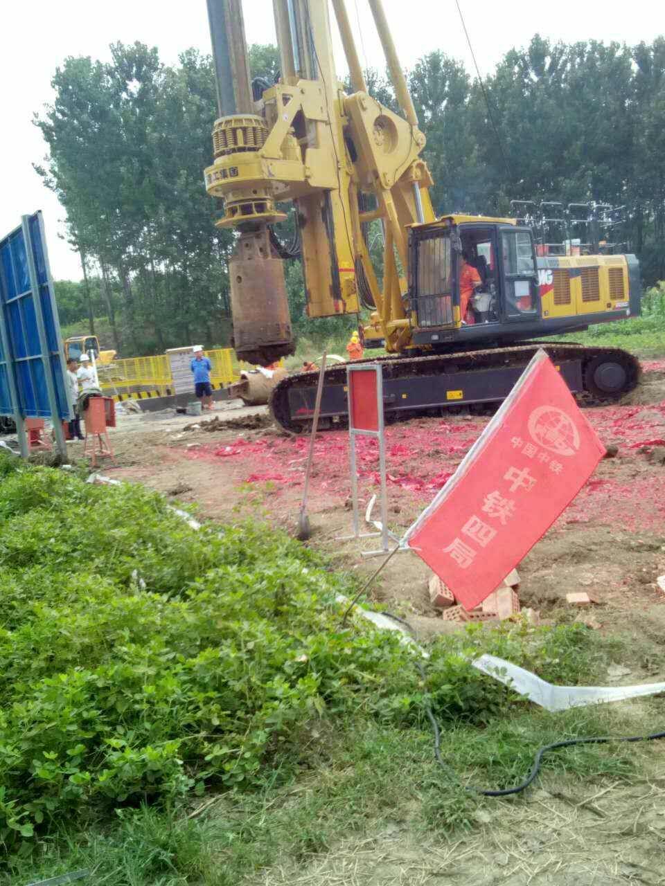 無限達(dá)徐工旋挖鉆機(jī)租賃 無限達(dá)徐工旋挖鉆機(jī)租賃