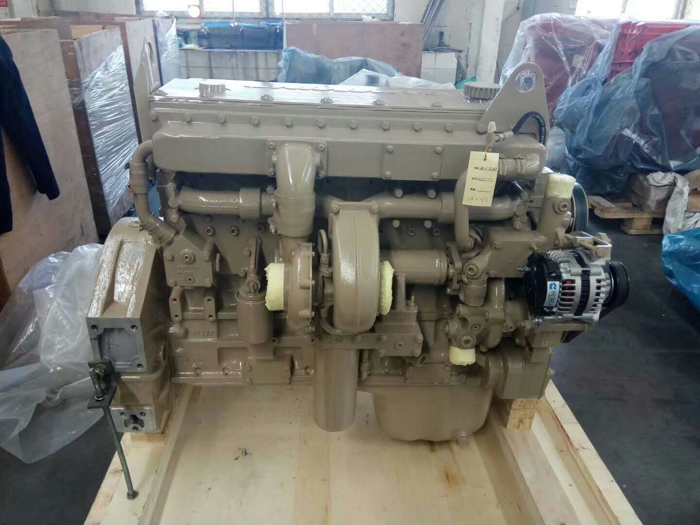 旋挖鉆機(jī)發(fā)動機(jī).jpg 旋挖鉆機(jī)發(fā)動機(jī).jpg