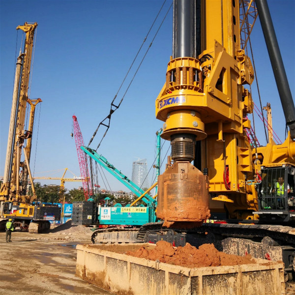 旋挖鉆機(jī)施工方法.jpg 旋挖鉆機(jī)施工方法.jpg