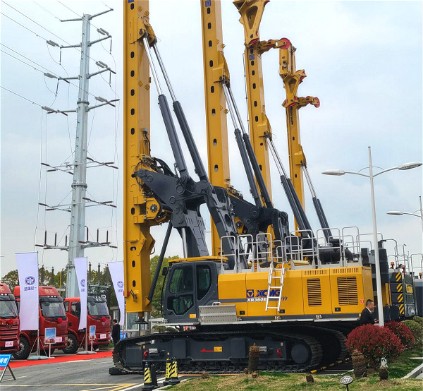 公司出租孔徑500mm以上的旋挖鉆機(jī).jpg 公司出租孔徑500mm以上的旋挖鉆機(jī).jpg