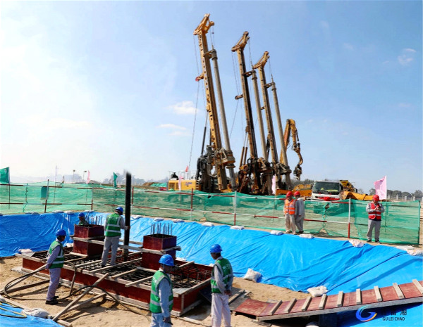 旋挖鉆機(jī)企業(yè)與客戶的視角.jpg 旋挖鉆機(jī)企業(yè)與客戶的視角.jpg