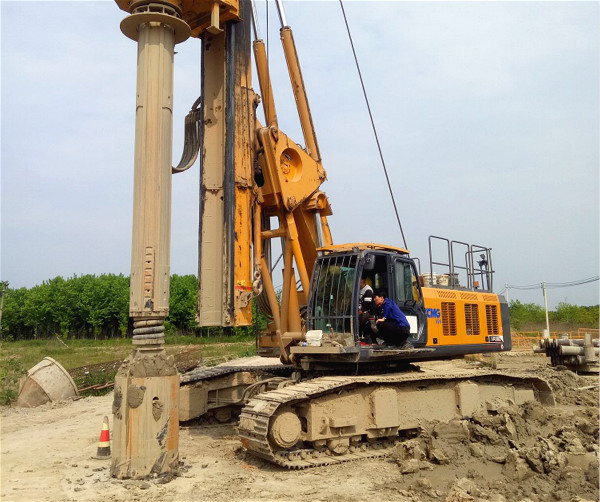 如何正確選租小型旋挖機.jpg 如何正確選租小型旋挖機.jpg