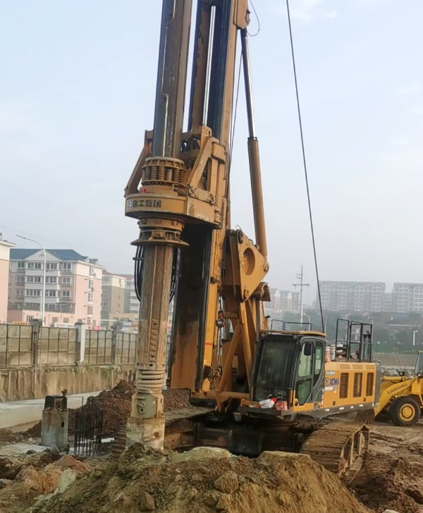 旋挖機預防性保養(yǎng)的重要性.jpg 旋挖機預防性保養(yǎng)的重要性.jpg