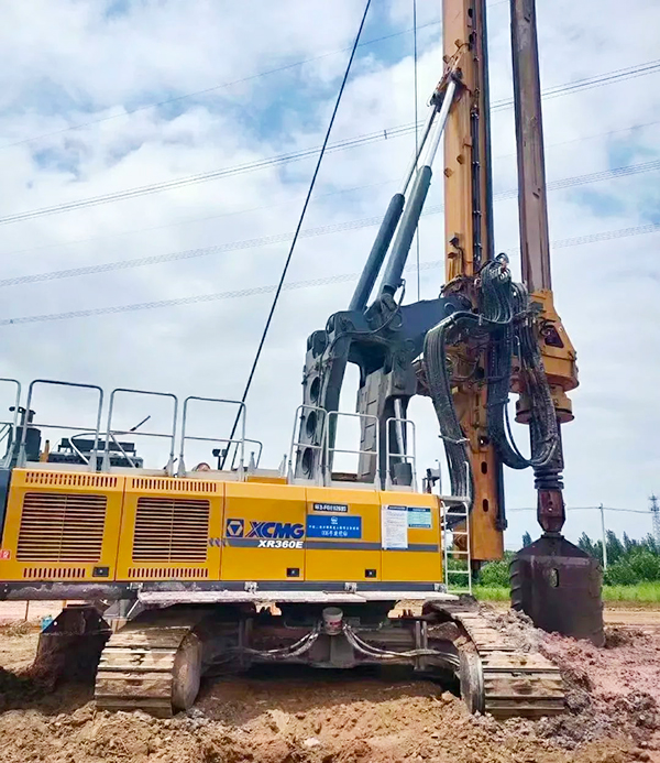 旋挖鉆機租賃周期要多久.jpg 旋挖鉆機租賃周期要多久.jpg